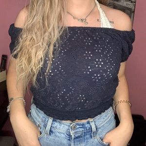 Hollister top